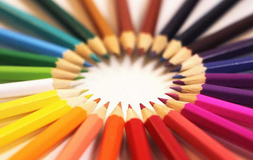 اختراع مداد رنگی